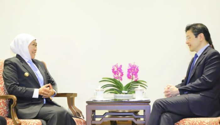 Rising Fellowship, Khofifah Sampaikan Program Karbon dan Investasi Saat Bertemu PM Singapura HE