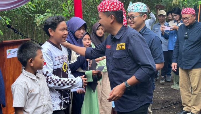 Tanam Perdana Kopi Arabika PTPN I Regional 5 Perkuat Republik Kopi Bondowoso