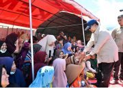 Prabowo Pastikan Listrik Pulih, Air Dibantu untuk Pengungsi Padang Pariaman.