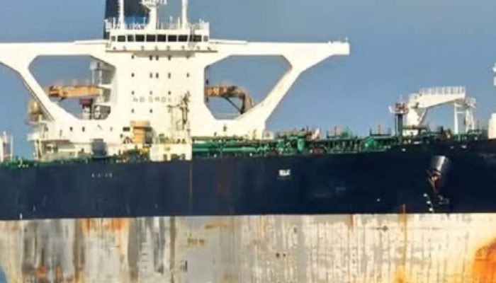 Selat Inggris Diterobos! Shadow Fleet Rusia Ganti Nama, Barat Kecolongan