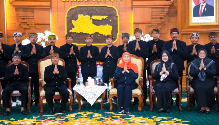 Gubernur Khofifah  Inisiasi Perda Masyarakat Adat untuk Perkuat Perlindungan di Jatim