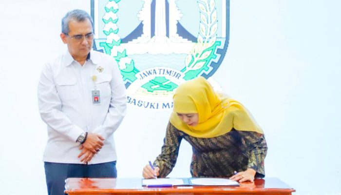 Gubernur Khofifah Tekankan Transparansi, Minta Daerah Kejar Opini WTP