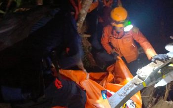 Helikopter Jatuh di Sekadau, Tim SAR Temukan Bagian Ekor