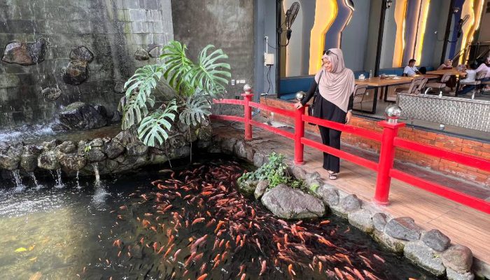 Nyaman dan Lengkap, Andaliman Resto Kediri Jadi Favorit Quality Time Keluarga