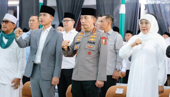 Gubernur Khofifah Bersama Wapres Gibran dan Kapolri Hadiri Haul KH Wahab Chasbullah, Soroti Spirit Kebangsaan