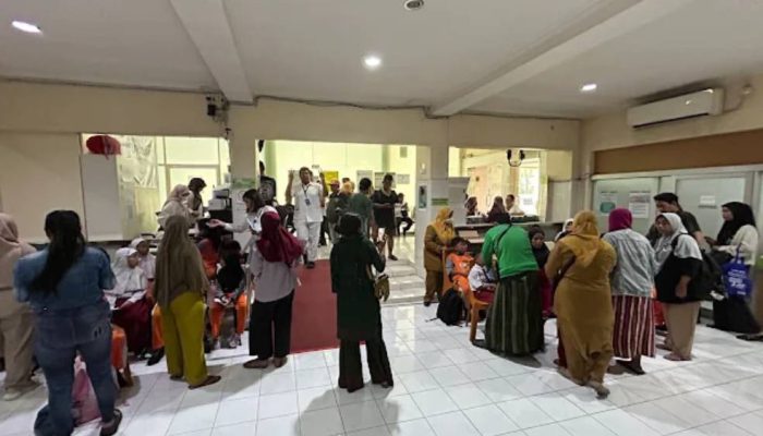 MAKAN BERGIZI GRATIS DI SURABAYA BERUJUNG KERACUNAN MASSAL, LEBIH 200 ANAK JADI KORBAN PROGRAM MBG