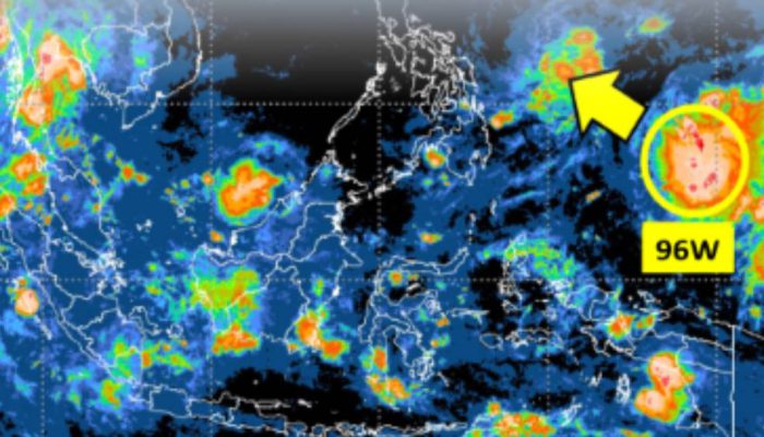 BMKG Pantau Bibit Siklon Tropis 96W di Utara Papua