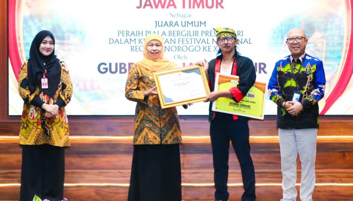 Reog Ponorogo Kian Bersinar, Gubernur Khofifah Apresiasi Tim Kyai Lodra Peraih Piala Presiden RI