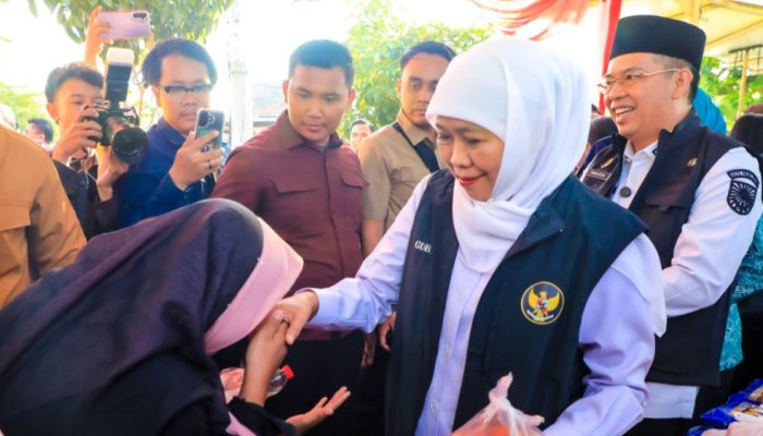Khofifah Hadirkan Pasar Murah di Probolinggo, Upaya Nyata Menjaga Stabilitas Harga dan Daya Beli