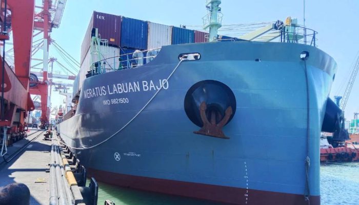 Inovasi EAZI Percepat Layanan Kapal, TPK Nilam Raih Rekor Petikemas Tahun Ini