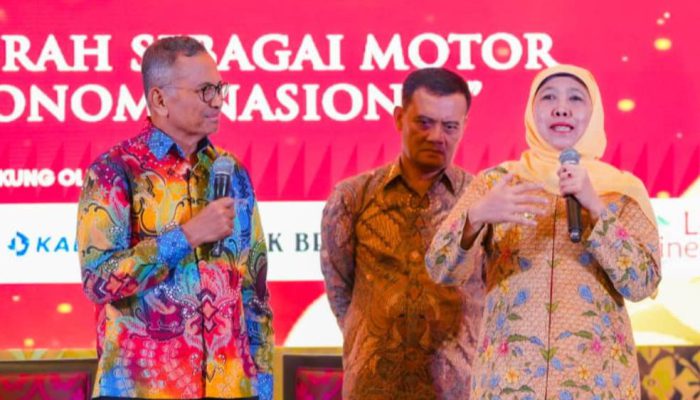 Gubernur Jatim Khofifah Borong Dua Penghargaan Nasional Disway Top Regional Leader Awards 2026