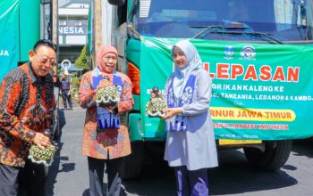 Gubernur Khofifah: Ekspor 405 Ton Ikan Kaleng Pacific Harvest Jadi Momentum Penguatan Hilirisasi Perikanan