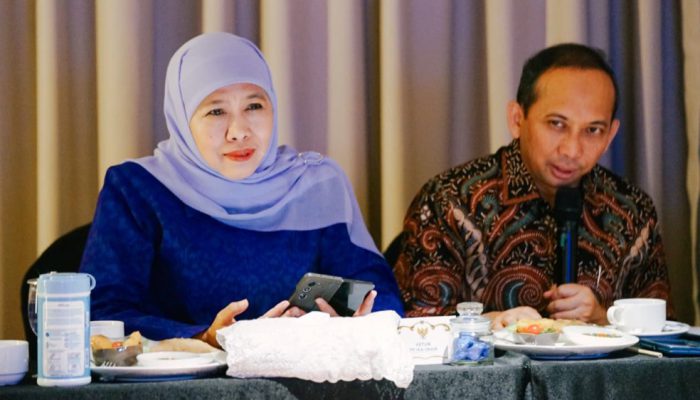 Ketua Umum PP IKA UNAIR Khofifah: Jejaring Alumni Adalah Kekuatan Besar untuk Mendorong Pembangunan Daerah