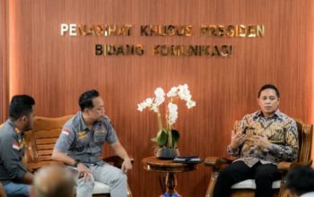 Hasan Nasbi: Demokrasi Bukan Jalan Satu Arah, Pemerintah Berhak Menjawab Kritik