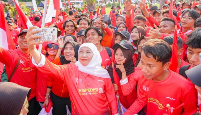 Gubernur Khofifah Berangkatkan Ekspedisi 81 ke Arjuno, Bendera Merah Putih 81 Meter Akan Dibentangkan**