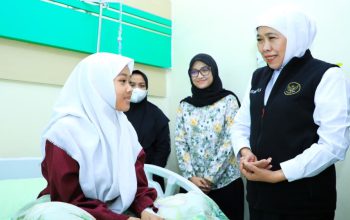 Gubernur Khofifah Ungkap Dugaan Pemicu Keracunan MBG di Sidoarjo: Distribusi Makanan Terlambat
