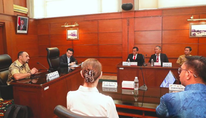 Wagub Emil Tekankan Peran Strategis Generasi Muda dalam Masa Depan Jawa Timur