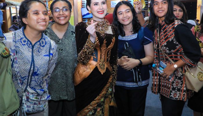 Arumi Bachsin Bawa Semangat Tribhuwana Tunggadewi ke Panggung Kriyanusa 2026