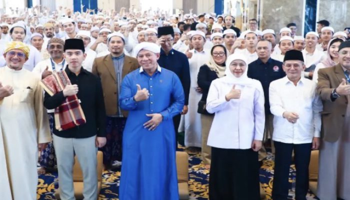 Khofifah Apresiasi Santri Dalwa Kuasai Robotik dan AI: Santri Harus Siap Jadi Pemimpin Masa Depan